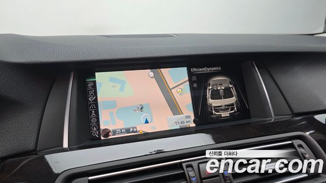 BMW 5-Series 2015 — photo 15