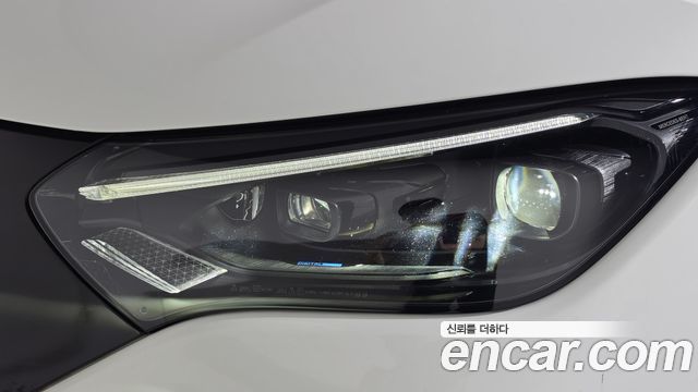 Mercedes-Benz EQE 2023 — photo 8