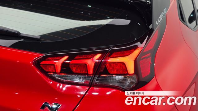 Hyundai Veloster 2020 — photo 9