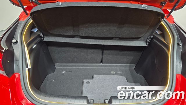 Hyundai Veloster 2020 — photo 29