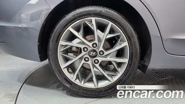 Hyundai AVANTE 2019 — photo 5