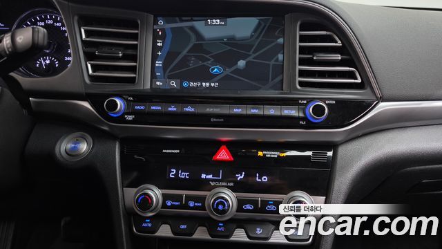Hyundai AVANTE 2019 — photo 19