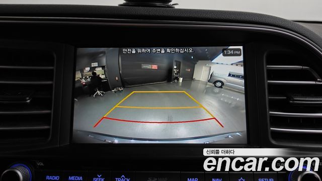 Hyundai AVANTE 2019 — photo 20