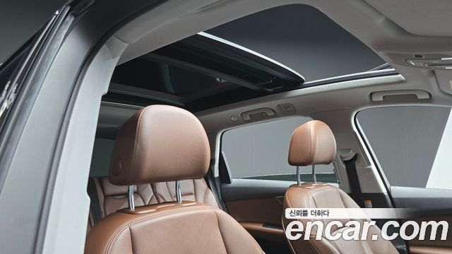Audi Q7 2019 — photo 25