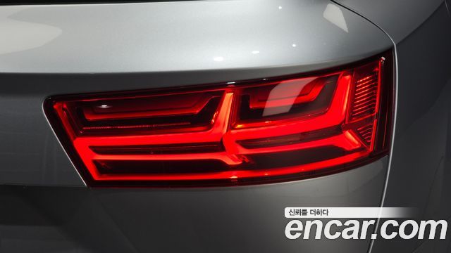 Audi Q7 2019 — photo 9