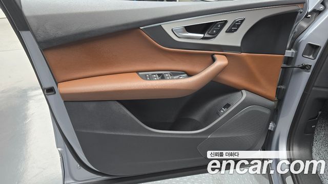 Audi Q7 2019 — photo 14