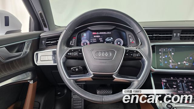 Audi A6 2022 — photo 13