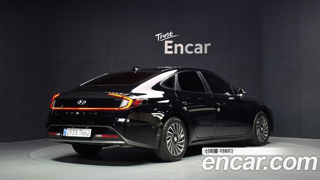 Hyundai Sonata 2023 — photo 2