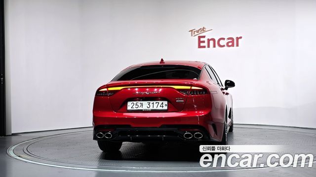 Kia Stinger 2018 — photo 4