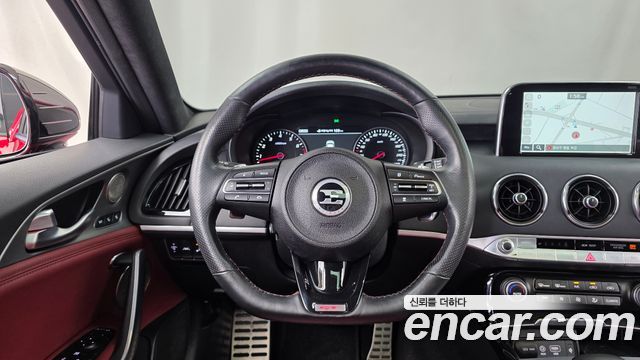 Kia Stinger 2018 — photo 13