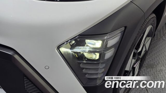 Hyundai Kona 2023 — photo 8