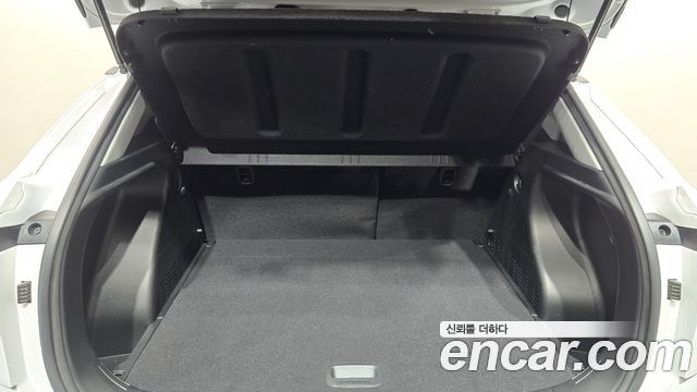 Hyundai Kona 2023 — photo 30