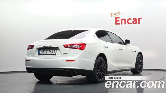 Maserati Ghibli 2017 — photo 2