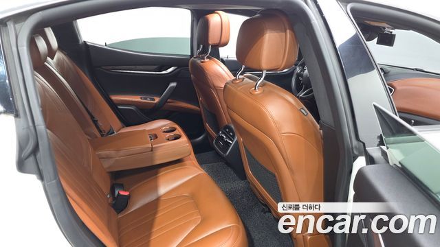 Maserati Ghibli 2017 — photo 12