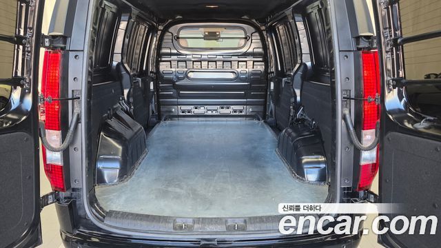 Hyundai Staria 2026 — photo 20