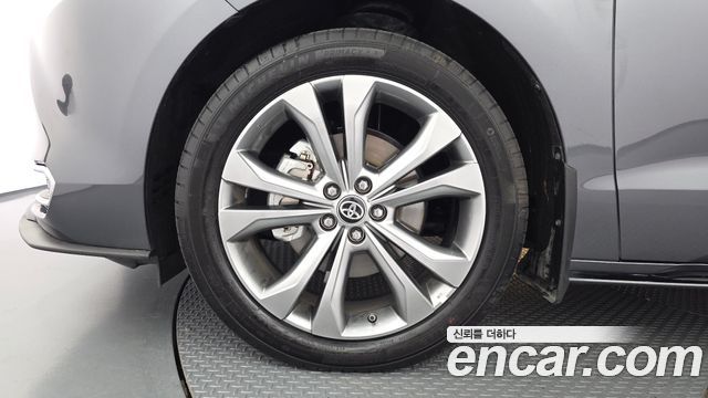 Toyota Sienna 2025 — photo 5