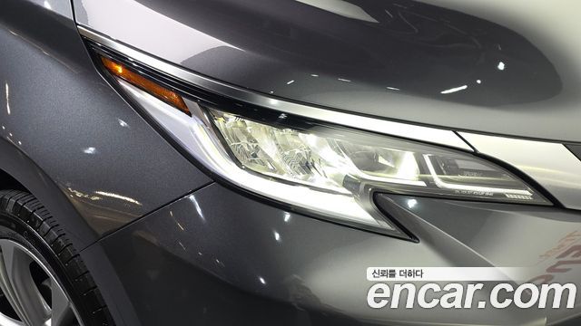 Toyota Sienna 2025 — photo 8