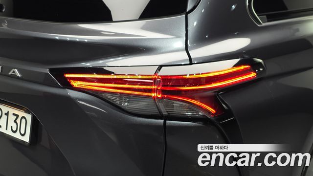 Toyota Sienna 2025 — photo 9