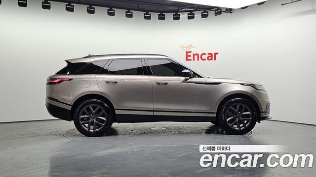 Land Rover Range Rover Velar 2026 — photo 5