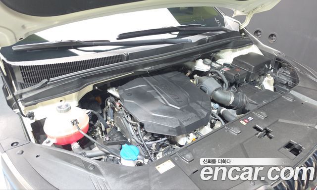 Kia Canival 2023 — photo 6