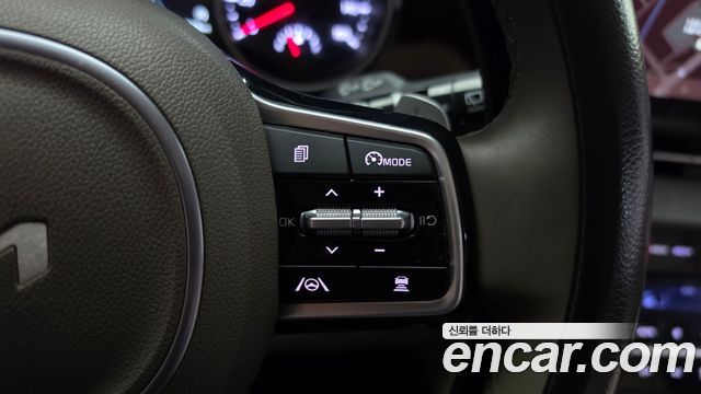 Kia Canival 2023 — photo 23