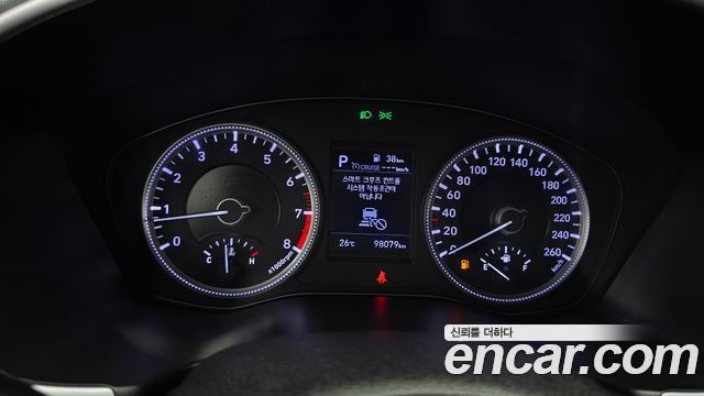Hyundai Santafe 2019 — photo 11