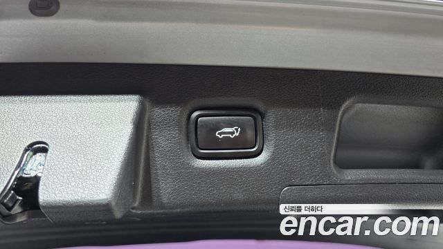 Hyundai Santafe 2019 — photo 26