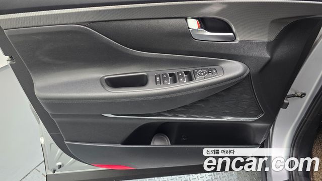 Hyundai Santafe 2019 — photo 14
