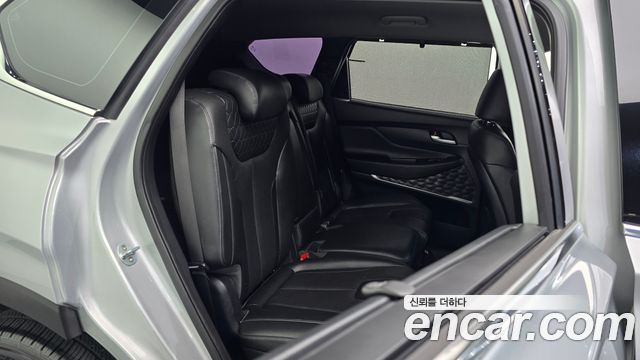 Hyundai Santafe 2019 — photo 16