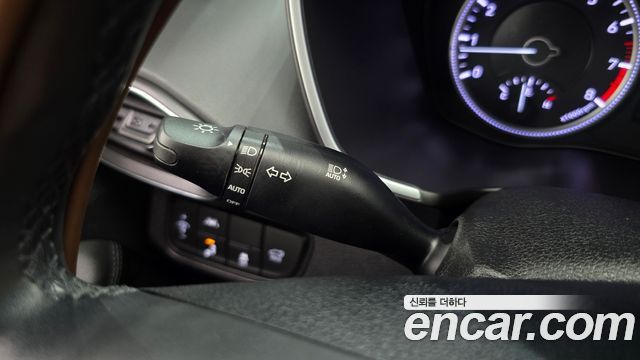 Hyundai Santafe 2019 — photo 28
