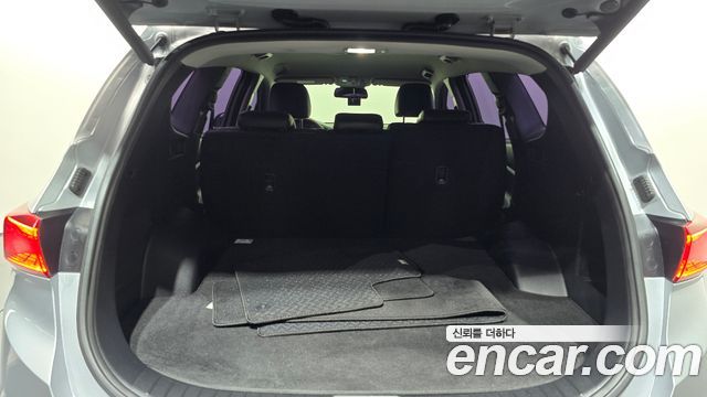 Hyundai Santafe 2019 — photo 30
