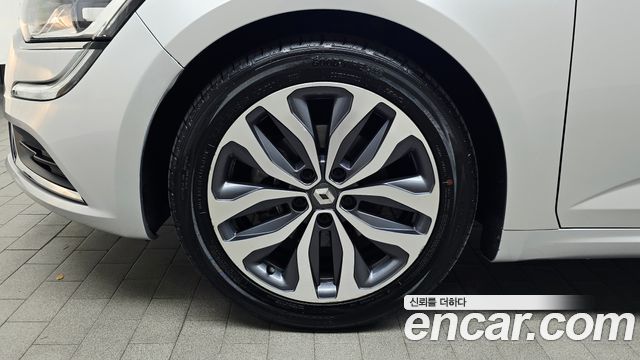 Renault Korea SM6 2017 — photo 5