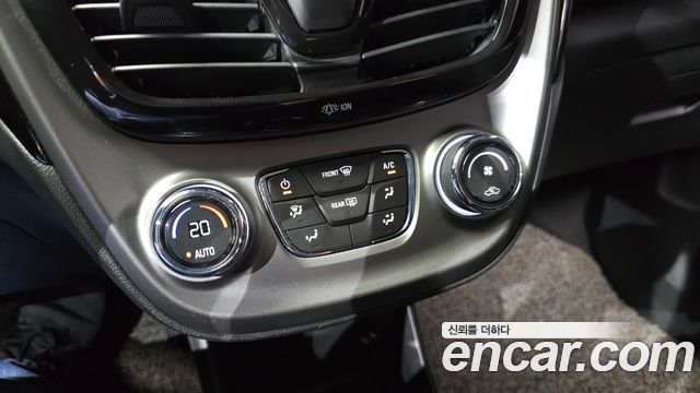 Chevrolet Korea Spark 2022 — photo 26