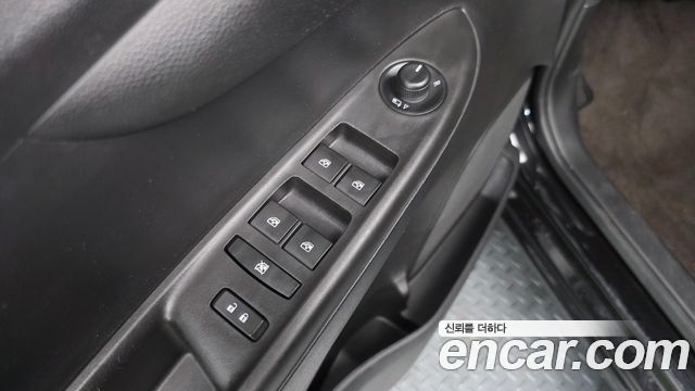 Chevrolet Korea Spark 2017 — photo 19