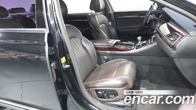 Genesis EQ900 2016 — photo 17