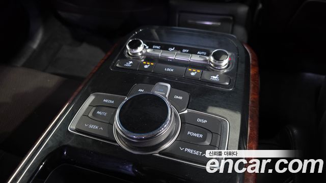 Genesis EQ900 2016 — photo 25