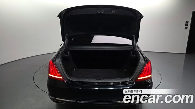 Genesis EQ900 2016 — photo 26