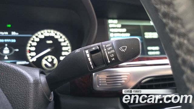 Genesis EQ900 2016 — photo 35