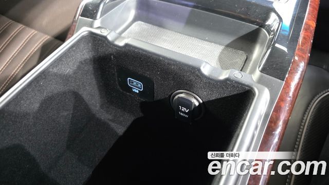 Genesis EQ900 2016 — photo 43