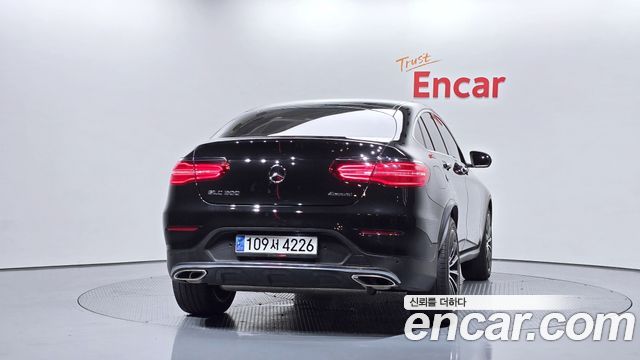 Mercedes-Benz GLC-Class 2019 — photo 4