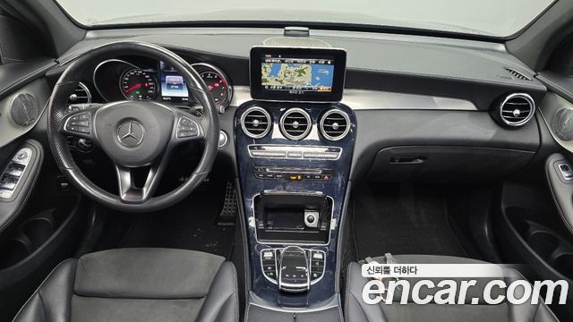 Mercedes-Benz GLC-Class 2019 — photo 10