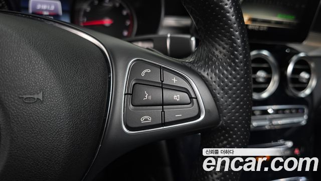 Mercedes-Benz GLC-Class 2019 — photo 26