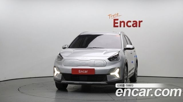 Kia Niro 2023 — photo 3