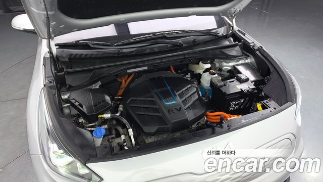 Kia Niro 2023 — photo 6