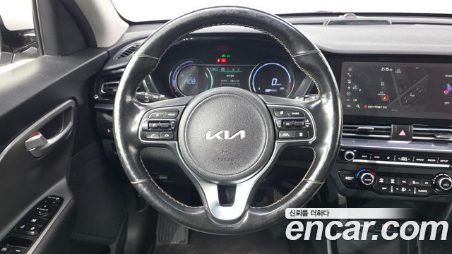 Kia Niro 2023 — photo 19