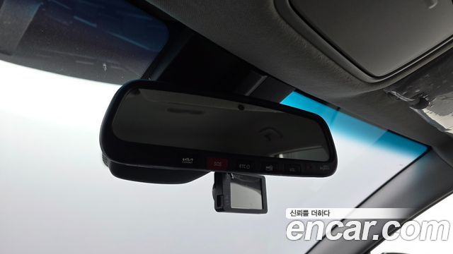 Kia Niro 2023 — photo 24