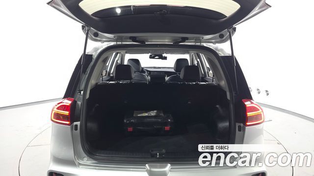 Kia Niro 2023 — photo 26