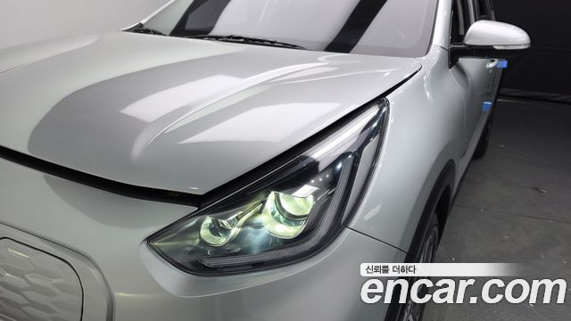 Kia Niro 2023 — photo 8