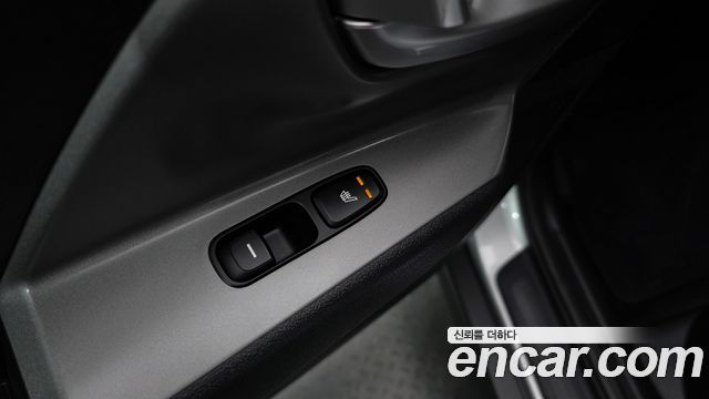 Kia Niro 2023 — photo 29