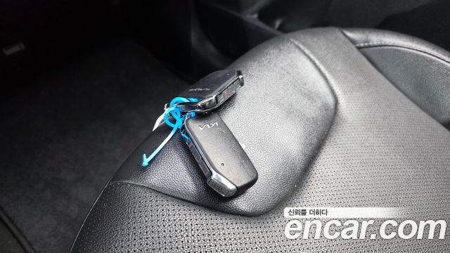 Kia Niro 2023 — photo 30